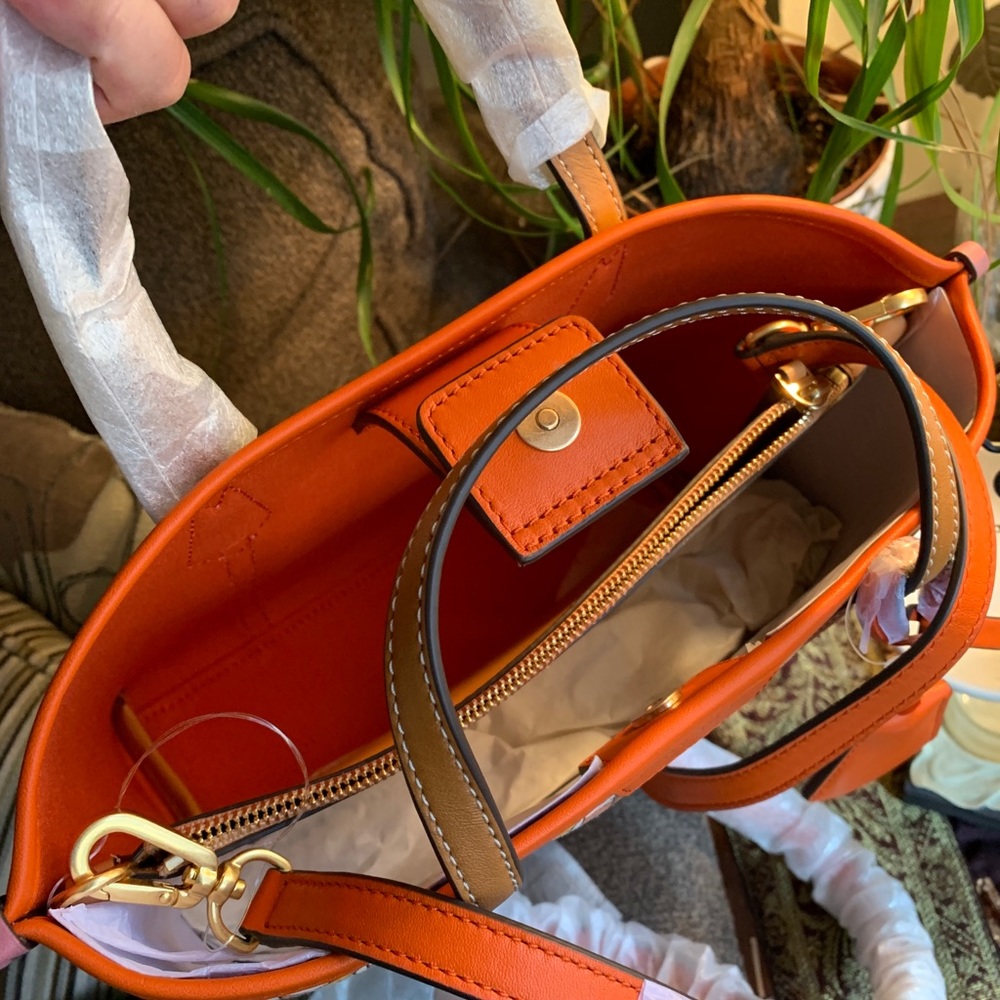 Authentic TORY BURCH LINK triple compartments satchel/Crosby - Picture 6 of 16